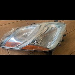 OEM Style headlight pair for Toyota Prius 2004-2009