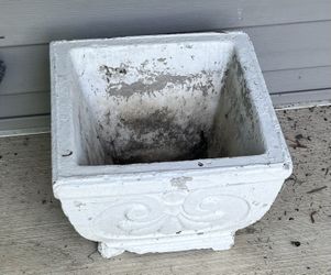 concrete Planter- 10" h x 13" Square (1)