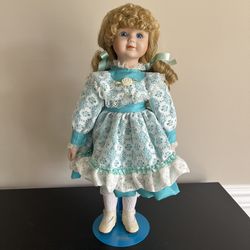 MYD Marian Yu Designs Porcelain Doll 16 Inch Vintage Aqua Dress Lace