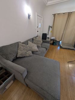 Gray Couch w/Chaise Lounge
