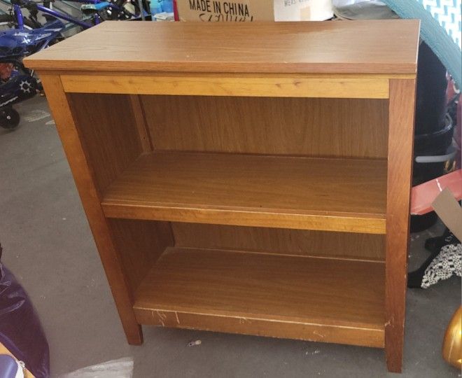 Bookcase & Shelving