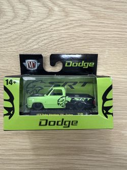 M2 Machines 1976 Dodge Adventurer 150 Custom - Nuevo / New