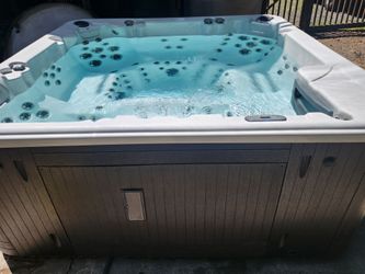 Hot tub
