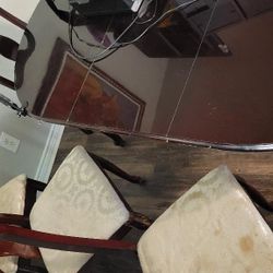 Mahogany Wood Table And Chairs