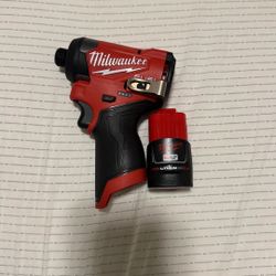 Milwaukee M12 Fuel Impact 