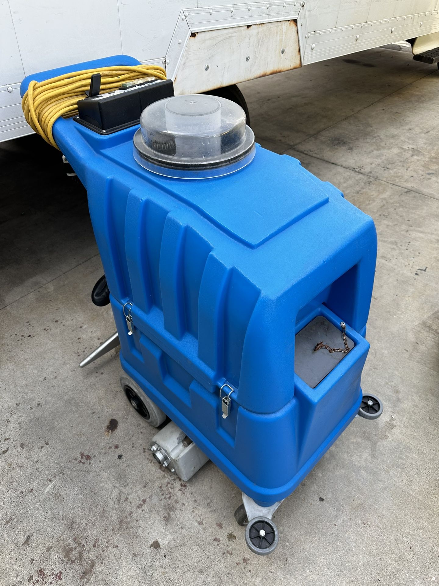 NaceCare AV12QX Portal Carpet Cleaning Machine