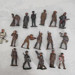 Vintage Barclay Toy Soldiers