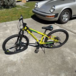 Kid’s Cannondale Mt Bike