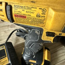 Dewalt 12V Power Drill 2 Batteries+Charger