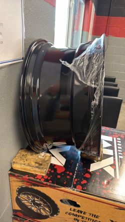 Wheel and tire