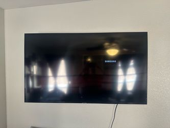 Samsung 55” 4K Smart TV