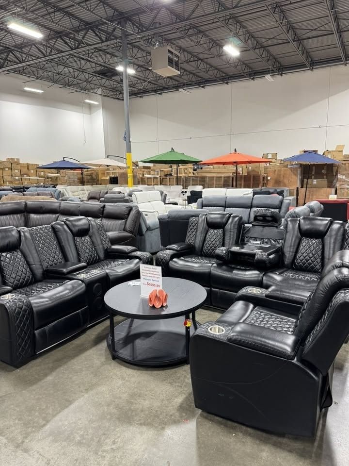 BRAND NEW SMART RECLINER SET! WIRELESS CHARGING, LED, POWER RECLINING, BLUETOOTH, SPEAKERS!! $2099
