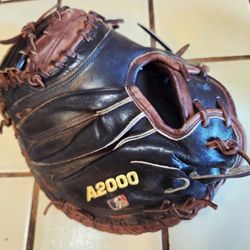 Wilson A2000 Catcher's Glove Great Condition!