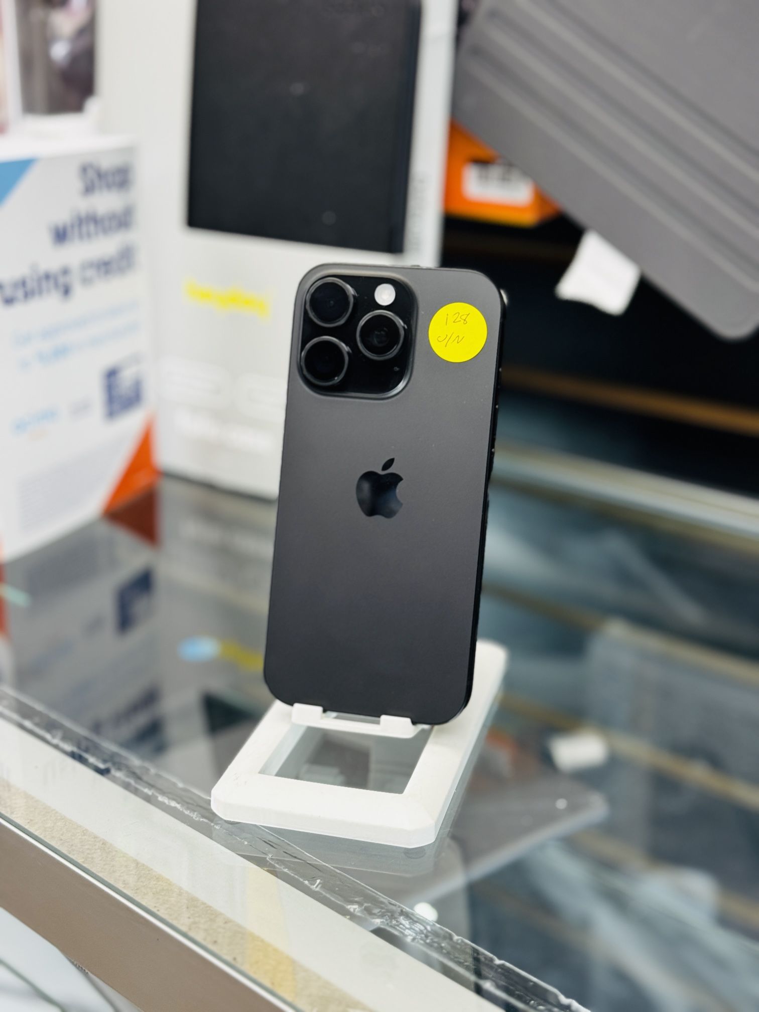 iPhone 16 Pro (Factory Unlocked)