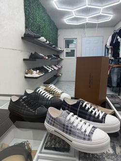 Burbbery shoes