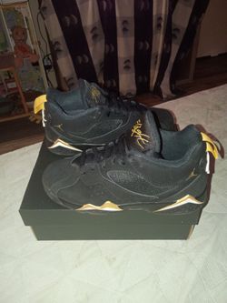 Brand - new youth Jordans mvp 92 size 5y