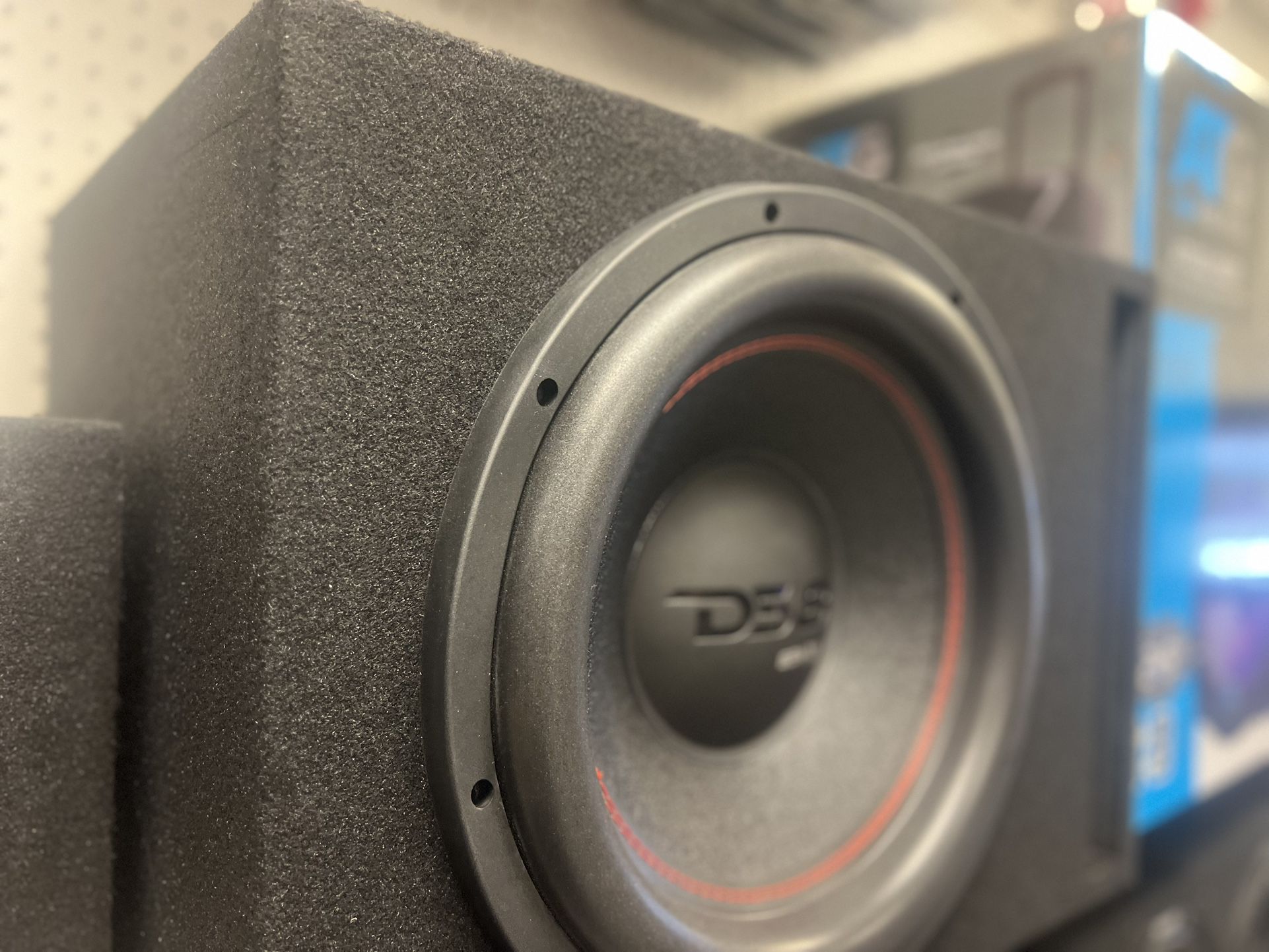 DS18 15” Subwoofer With Ported Box..brand New 