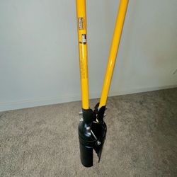 New DEWALT post hole digger