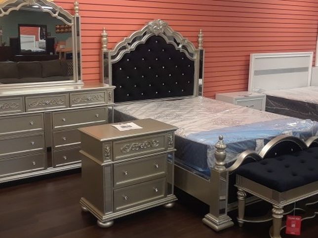 4 Piece Eastern King Bedroom Set King Bed Frame Dresser Mirror And Nightstand