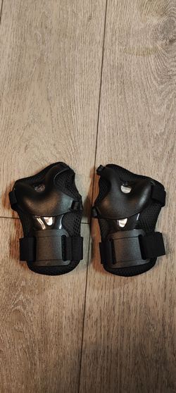 Black Wrist Guards Protective Gear Pair