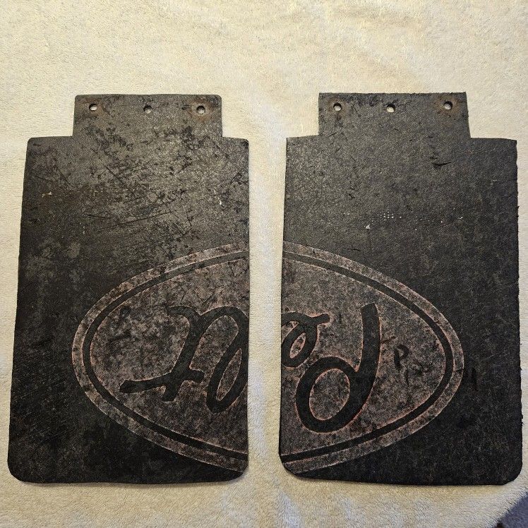 Small to Medium sized mud flaps - Suzuki