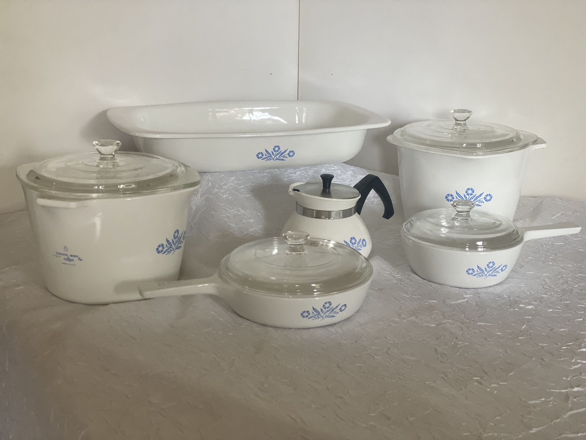 Very rare Vintage 10 pcs Coming ware  with Pyrex lid  Blue Cornflower made in USA