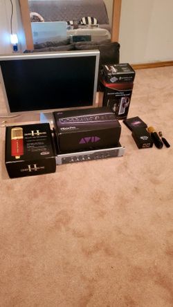 Studio Music Equipment Microphone Pro Tools Digi Design 