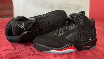 Air Jordan 4 Halloween