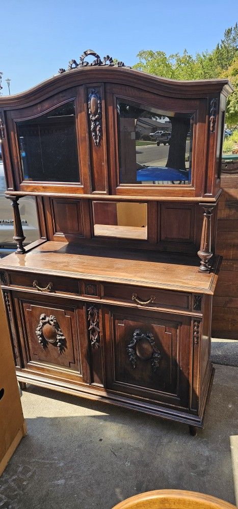 Three Piece China Hutch