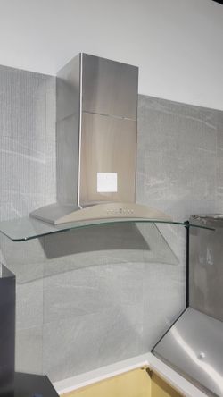 New - ZLINE 36" CONOPY VENTHOOD IN STAINLESS STEEL