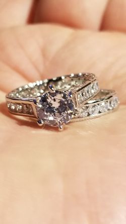 Gorgeous Women's round cut wedding engagement ring size size 8