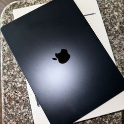 MacBook Air 13.6" Apple M2 chip 