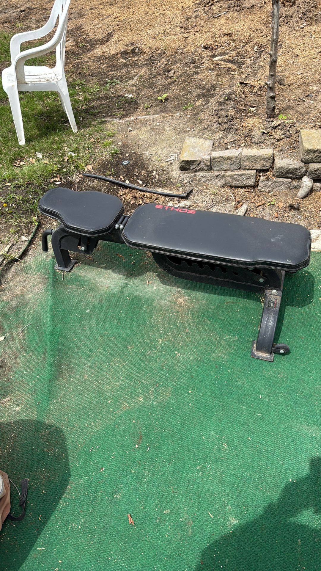 Adjustable Weightlifting Bench With Wheels. Ethos.
