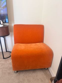 Accent chair