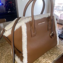 Micheal Kors Purse 
