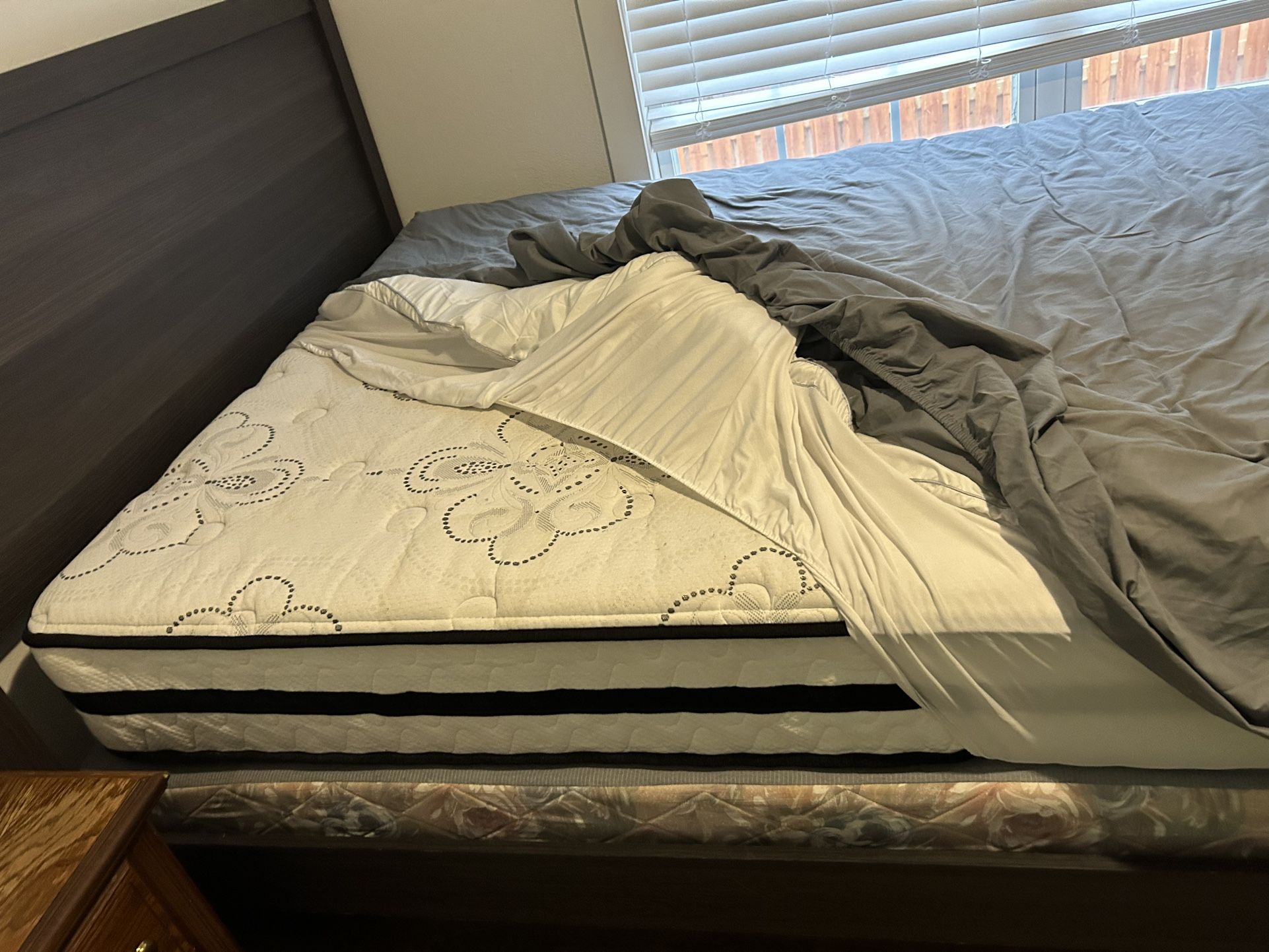 Ashley Plush Mattress And Box Spring 