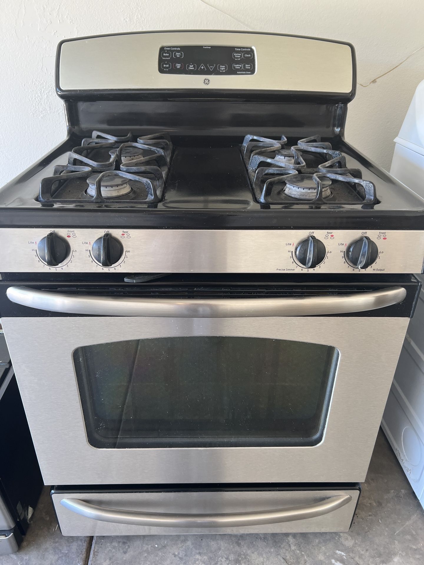 GE Stainless Steel Gas Stove – $300 (Sylmar)