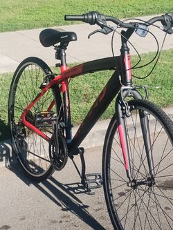 Bicycle 26-in. Hyper..