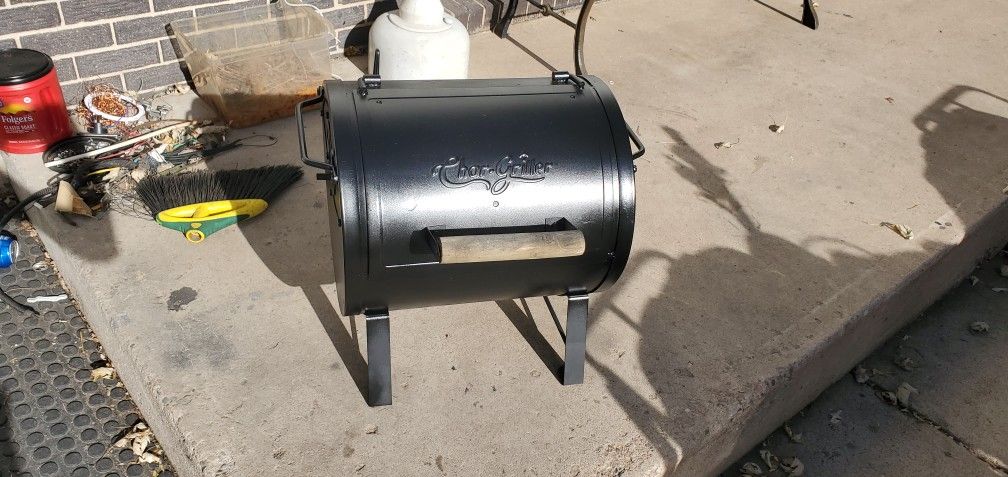 SATURDAY SPECIAL  Charbroiler  BBQ Grill $30.00