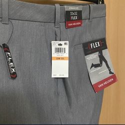 Van Heusen Men’s Dress Pants 33x32 (M/L)