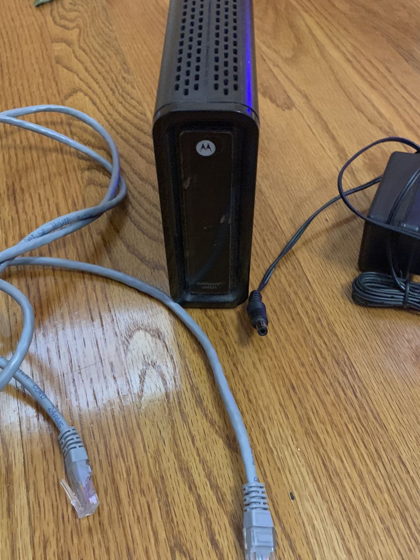 Motorola Surfboard SB6121 Modem