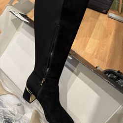 DKNY Cora Knee-High Black Boots – Size 8.5 – Worn Twice