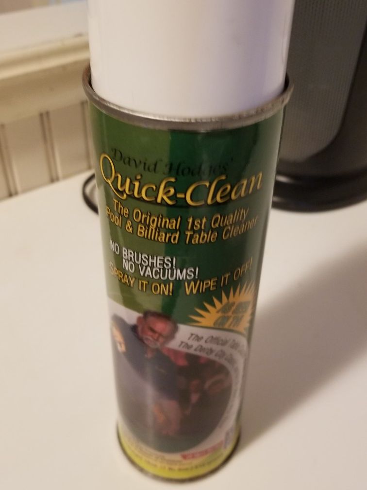 Pool table cleaner