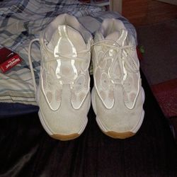 Yezzy 