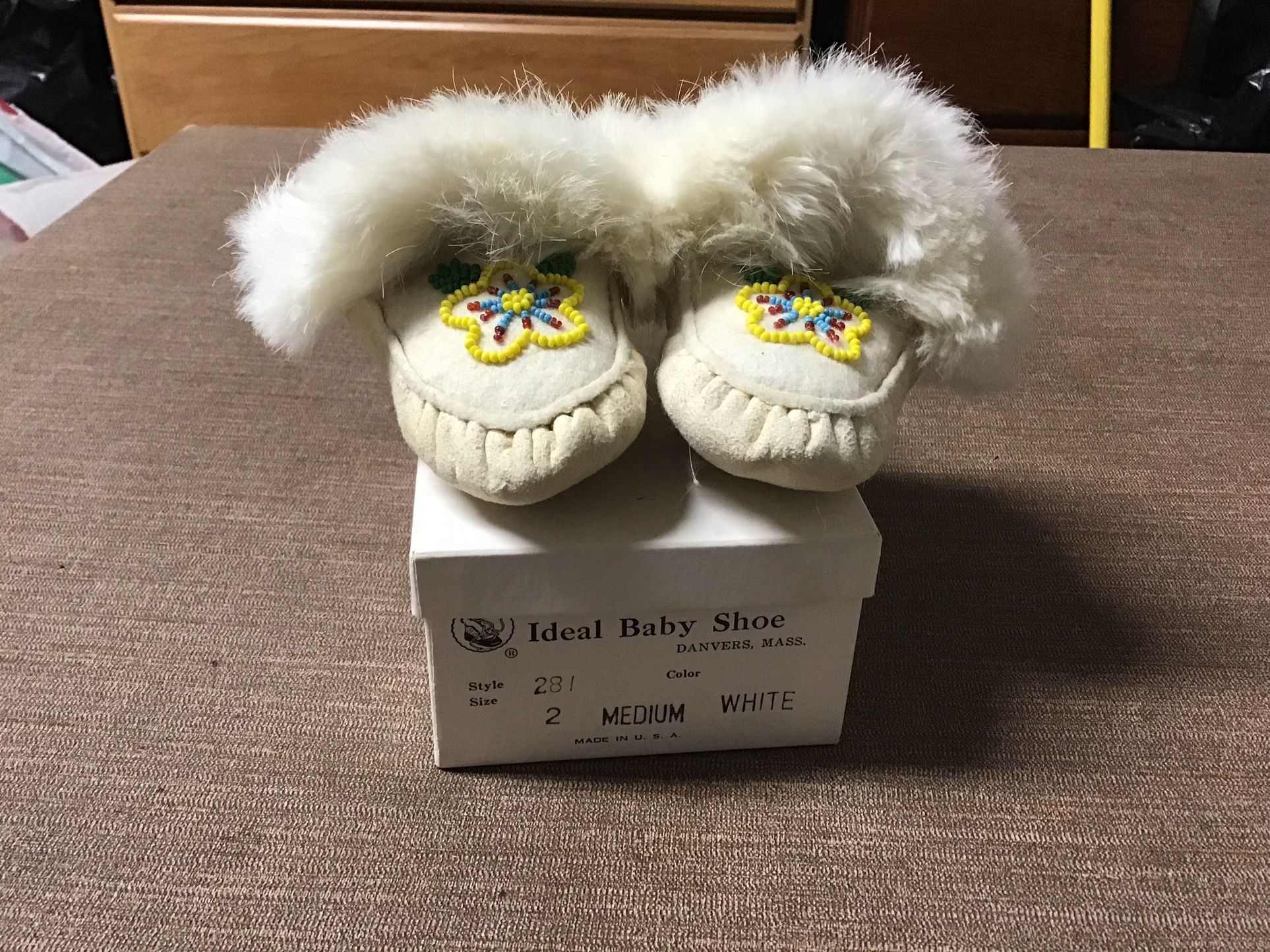 Vintage Ideal Baby Beaded Native American Look Slipper In Original Box