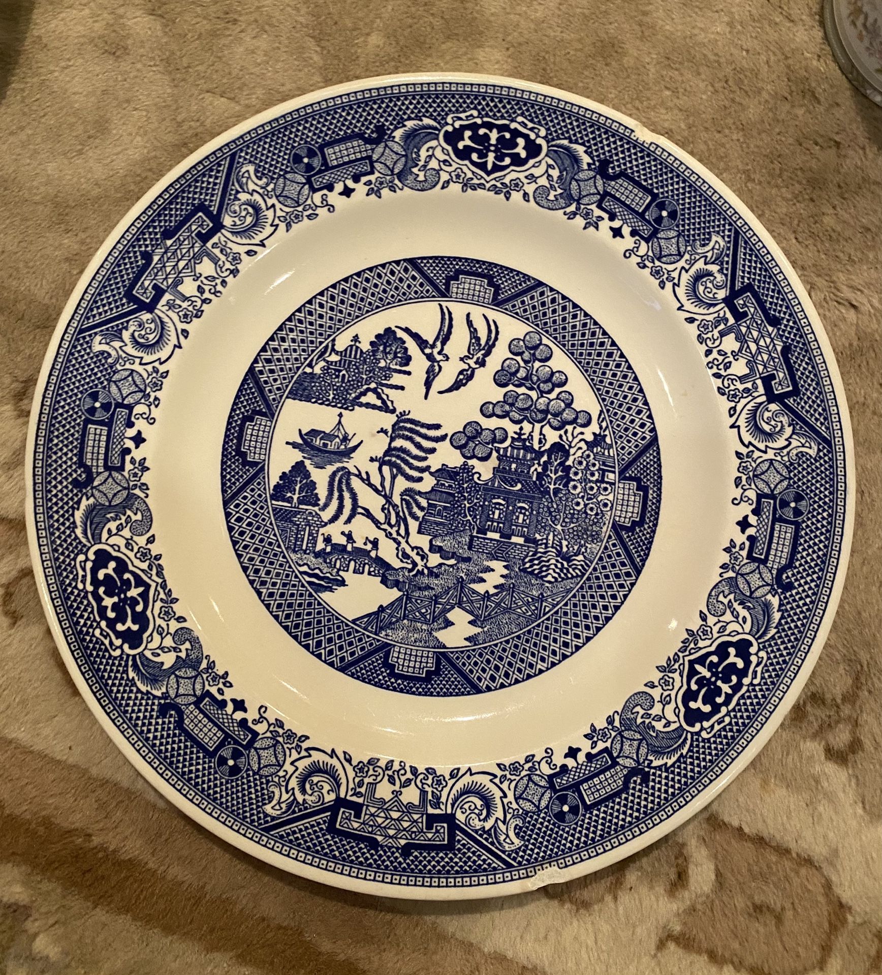 VINTAGE Blue Willow Ware Royal China Plate