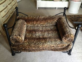 Dog bed black metal frame