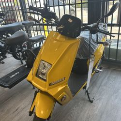 Lifan E3 1200W BOSCH Electric Scooter 60V