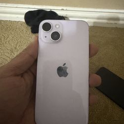 Iphone 14 128GB unlocked (2 sold, last one left)