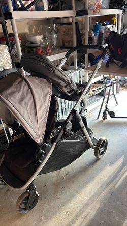 Ready to Grow Double stroller